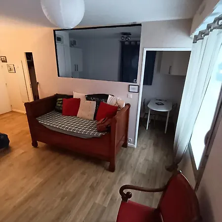 A Ferrand 31 M² Parking Inclus Apartment *